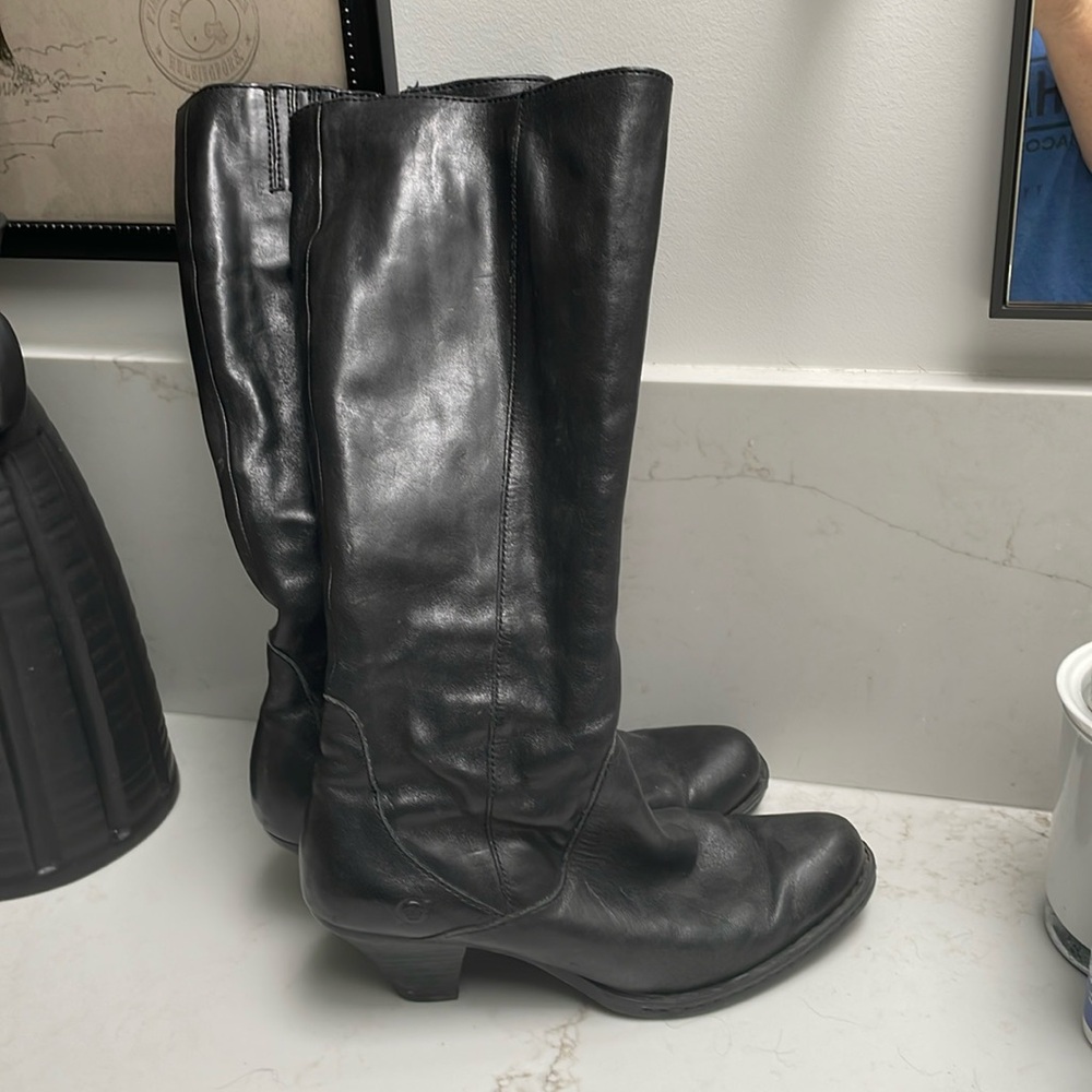 Born boots
